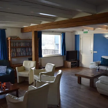 La Blanche هوفاليز